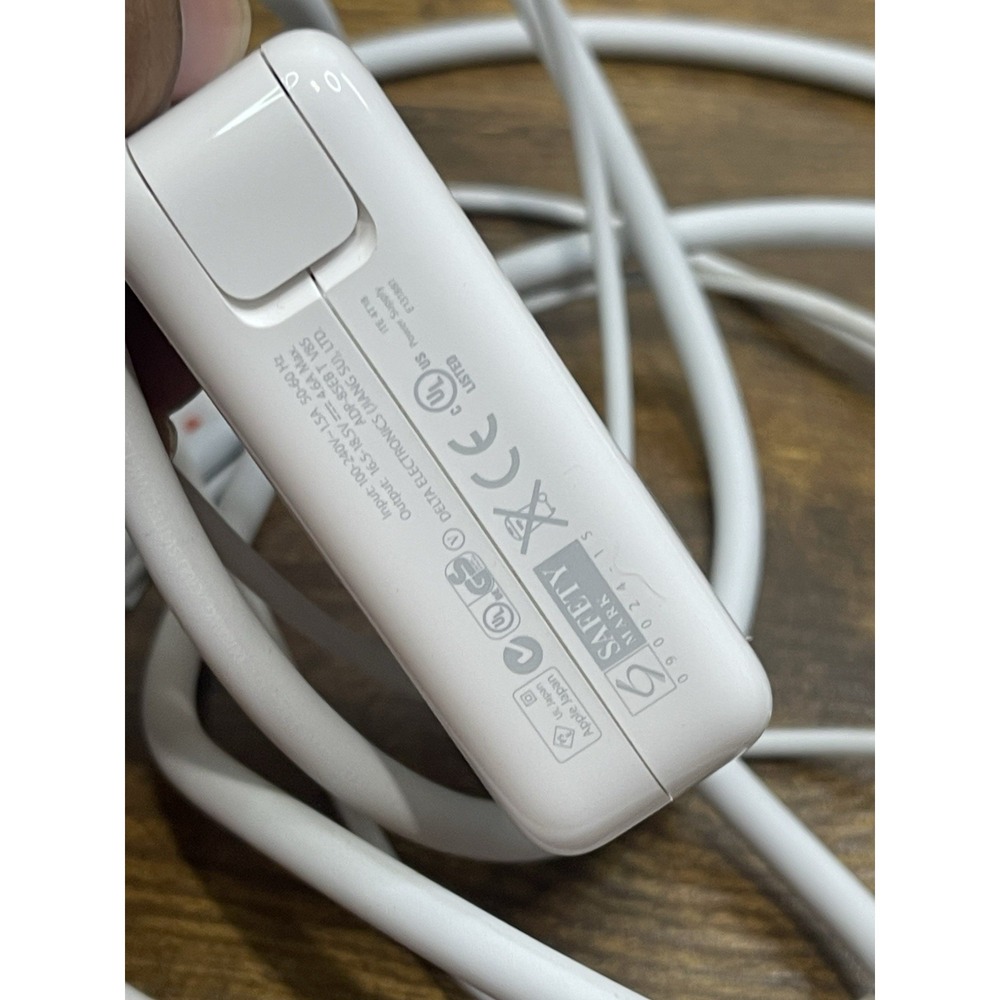 Genuine Apple MC556LL/B 85W MagSafe Power Adapter A1343 - Picture 6 of 6